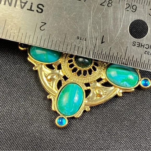 Vintage 1928 Chain Necklace Gold Tone Faux Pearl & Blue Green Cabochons 28" - Picture 10 of 12